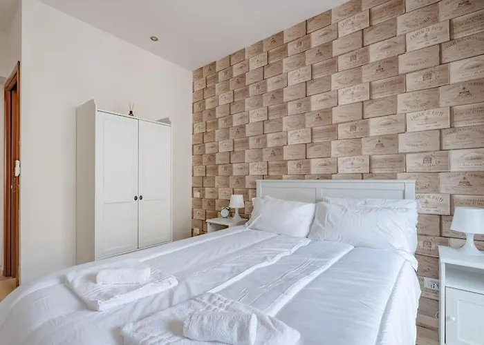 Apartment Art Of Living Garbatella Rom